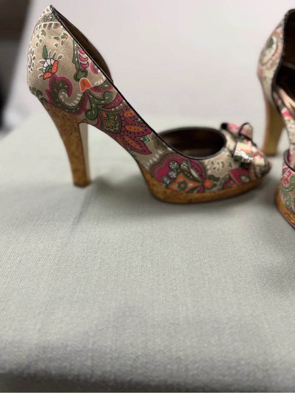 Unlisted Vintage Style Floral Paisley Bow Heels Retro Chic Pumps Sz 9 - Picture 2 of 9